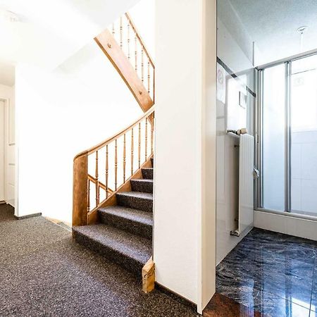 Iq130 Guesthouse Цюрих Екстериор снимка