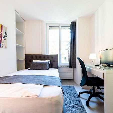 Iq130 Guesthouse Цюрих Екстериор снимка