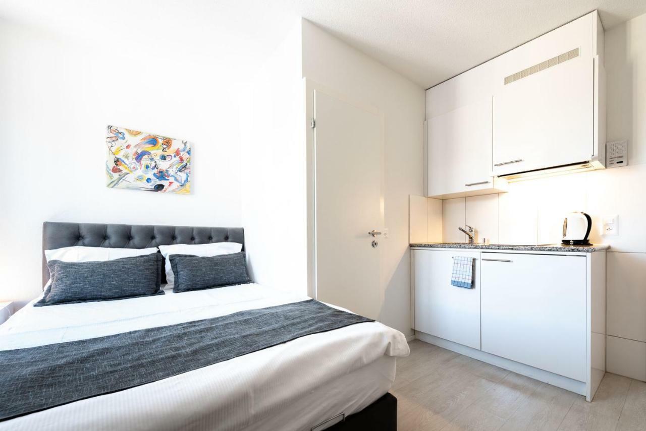 Iq130 Guesthouse Цюрих Екстериор снимка