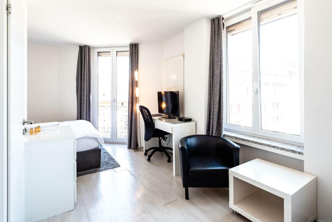 Iq130 Guesthouse Цюрих Екстериор снимка