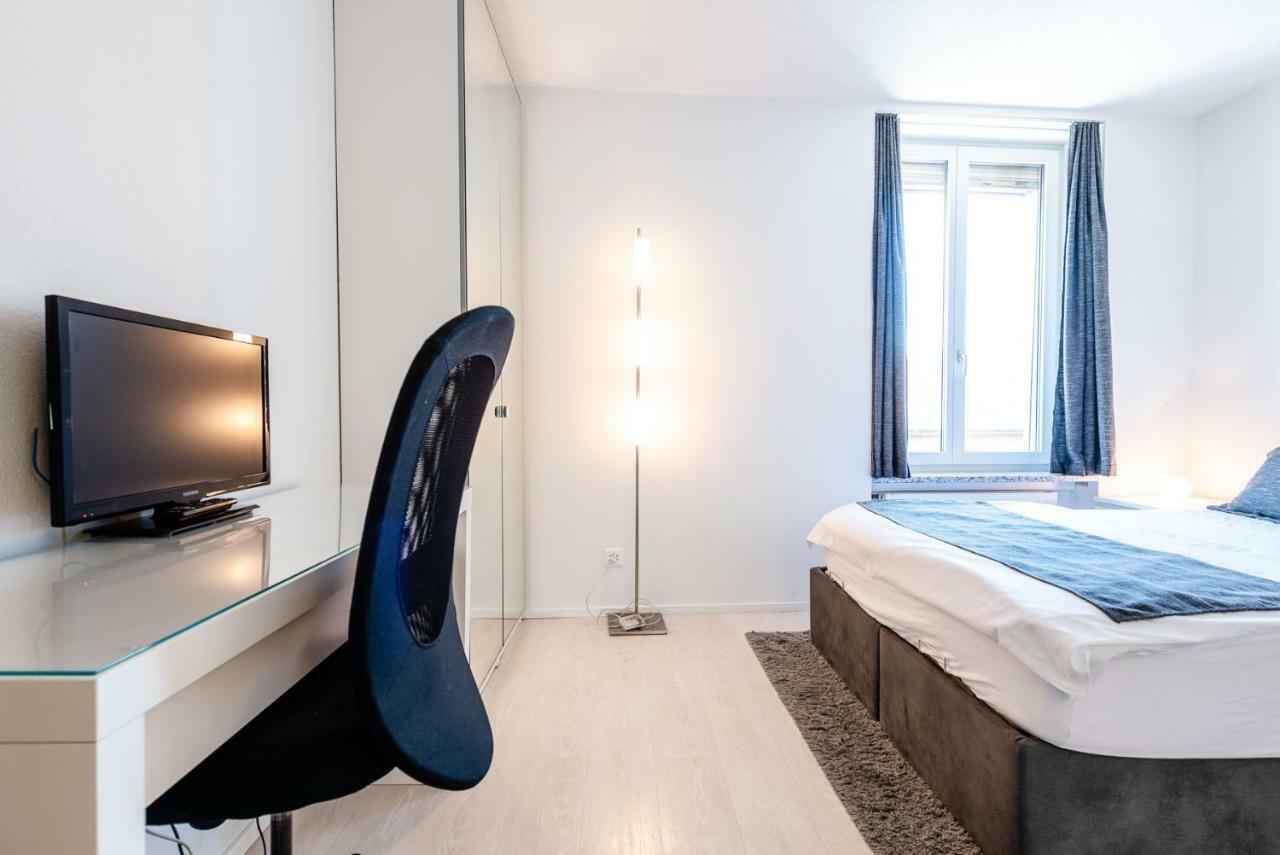 Iq130 Guesthouse Цюрих Екстериор снимка