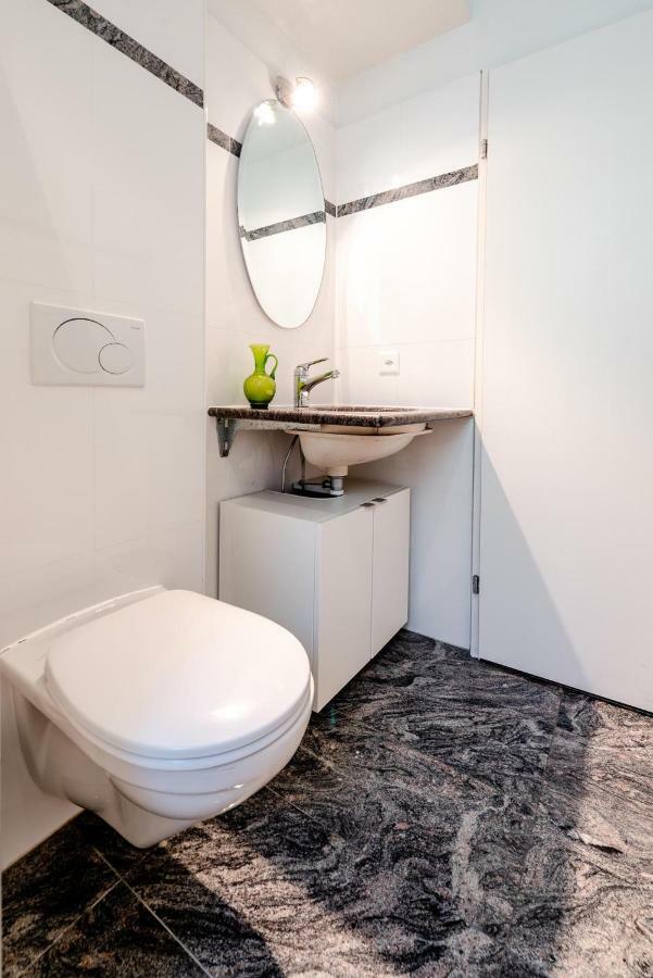 Iq130 Guesthouse Цюрих Екстериор снимка